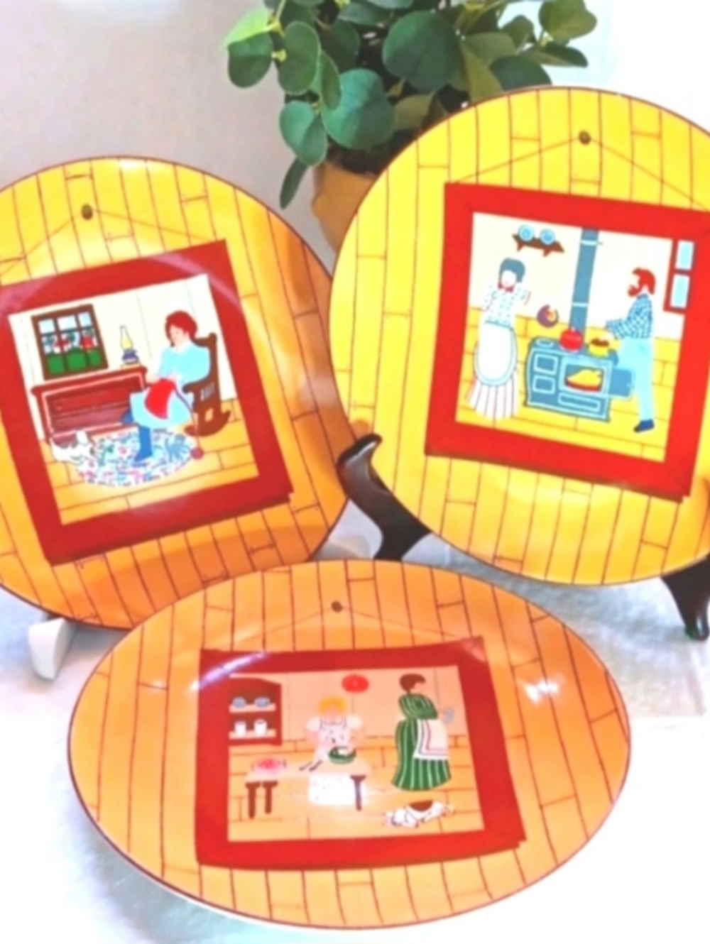 Vintage The TasteSetter #1017, Grandmother's House Collector Plates | EUC